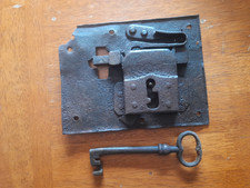 Vecchia,antica serratura in