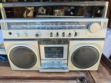 radio boombox philips spatial stereo 22AR510