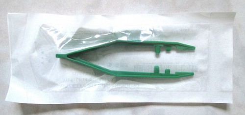 Pinzetta sterile monouso