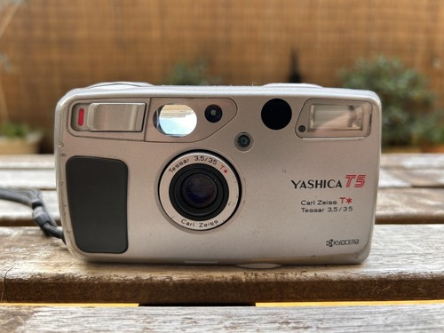 Yashica fotocamera - t5,