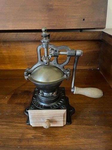 Antico macinino manovella in - a,