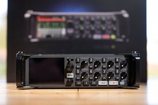 Zoom F8N Pro 8 ingressi 10