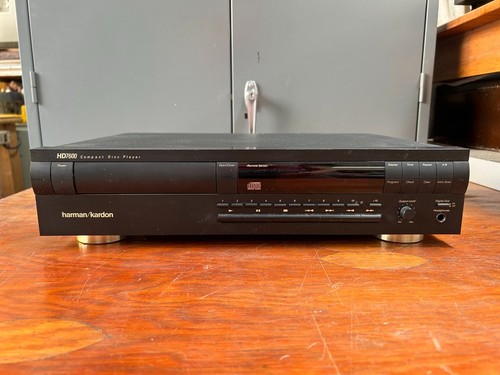 Lettore compact disc - compact,