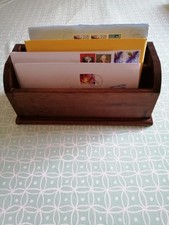 Porta lettere da scrivania in legno