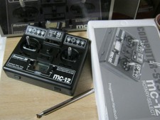 Trasmettitore Graupner MC 12 in banda 40 Mhz FM SSS con batteria