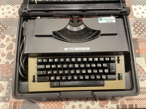 Macchina scrivere elettrica - macchina, da