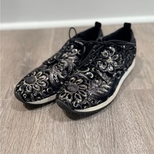 Cafe Noir Chic Black