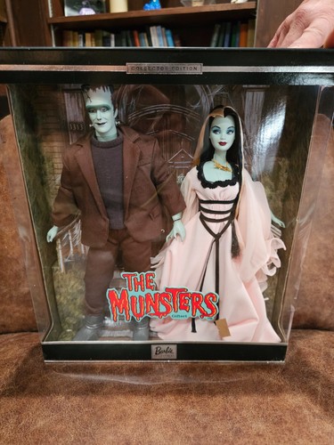Barbie collectibles 2001 - barbie,