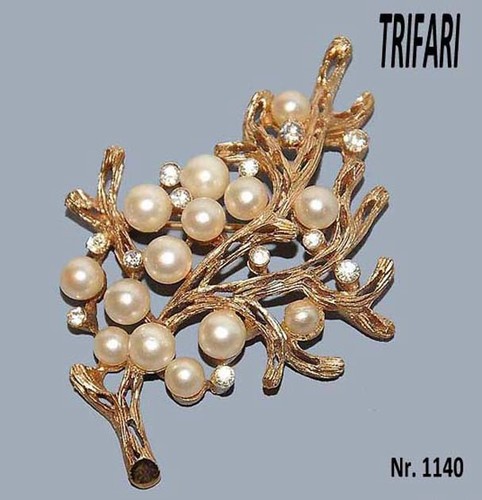 Trifari raffinata spilla - trifari,, ramo