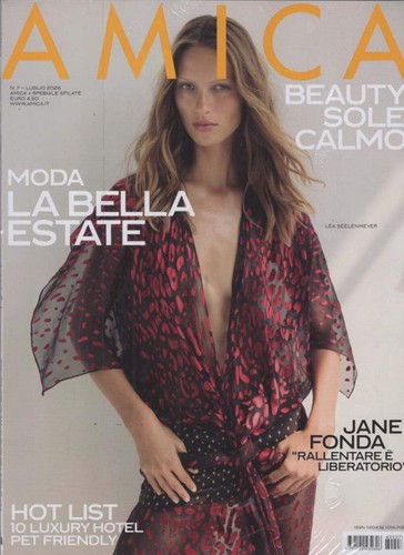 Amica sfilate - +,
