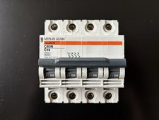 MERLIN GERIN disjoncteur Tetra