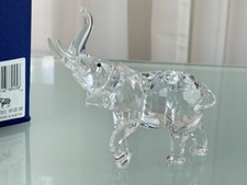 Statua Swarovski 678945 elefante madre 11 cm. Confezione originale e certific...