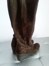 Stivali zeppa, scamosciati colore marrone