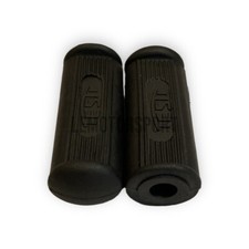 COPPIA POGGIAPIEDI PEDANE GOMMA TESTI GRAND PRIX