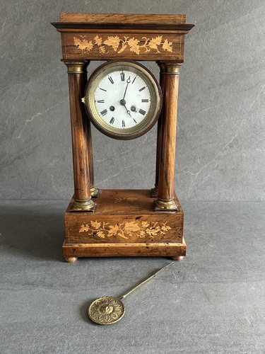 Antico orologio portale - antico,
