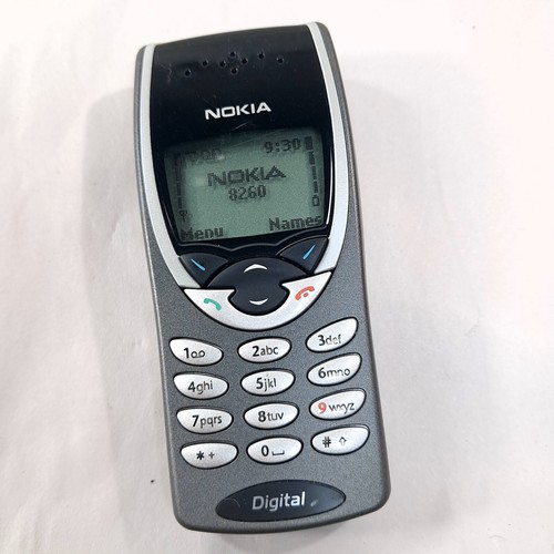 Cellulare nokia 8260 grigio - cellulare,