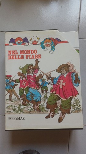 Cofanetto nel mondo delle - cofanetto,
