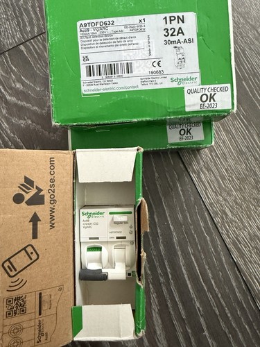 Schneider a9tdfd632 - schneider,