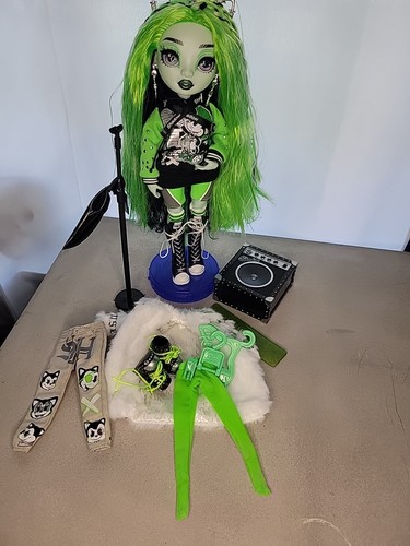 Lotto accessori bambola