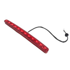 Troisième feu stop rouge pour