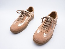 El Naturalista Donna Lacci da