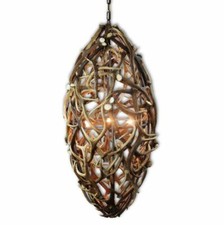 Lampadario con vere corna di