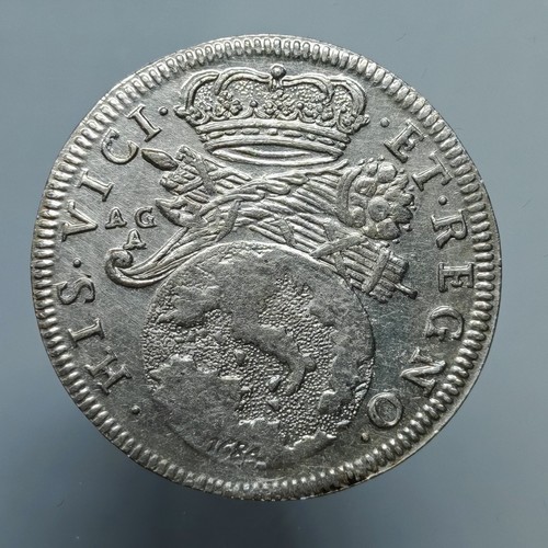 Tarì con globo 1684 - tarì, 1684,