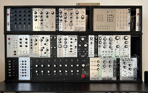 Diy synth schematics and - synth,