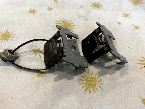 Staffe autoradio montaggio