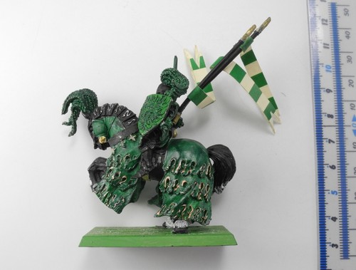 Cavaliere verde metallo - il,