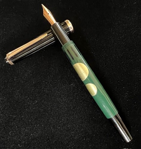Reform 425 fountain pen 14kt - fountain,