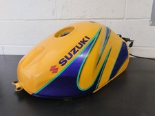 SERBATOIO BENZINA ORIGINALE  CORONA  SUZUKI SRAD 600 750 ANNI 1998 1999 2000