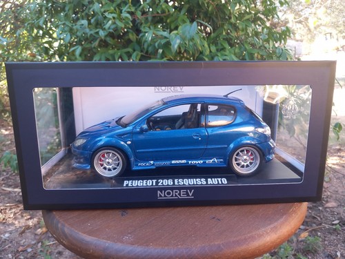 Norev peugeot 206 esquiss - 1/18,