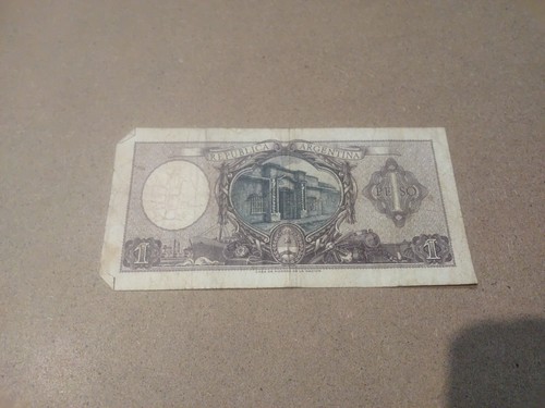 Argentina peso not dated - 1,