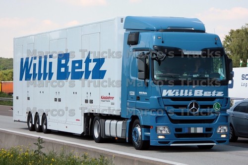 Foto camion mercedes benz - foto,