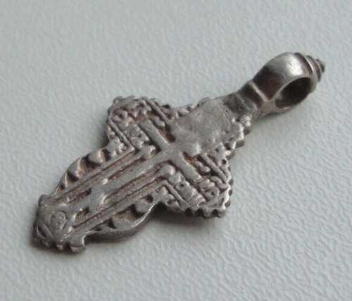 Antica croce argento credente