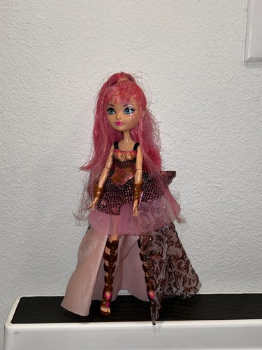 Ever after high thronecoming - high,