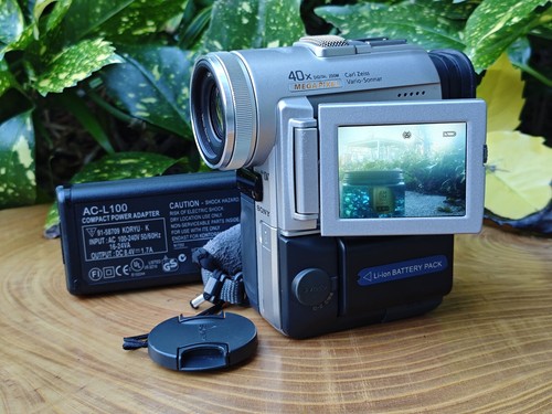 117622 videocamera sony - videocamera,