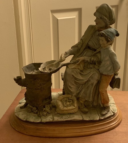 Statuina porcellana belcari - porcellana,