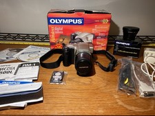 Fotocamera digitale C-2500L Olympus Camedia 2,5 MP con teleconvertitore + accessori