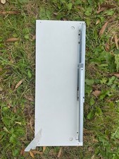 24 Scaffali Ikea Elvari in legno bianco (51x8cm) - usati ma in ottime condizioni