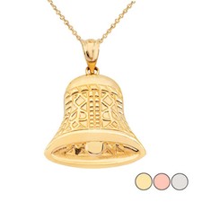 Collana antica con ciondolo a