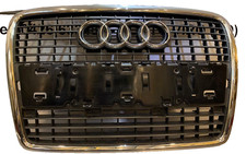 Griglia anteriore AUDI A3 8P (2003-2010) CROMATURA DANNEGGIATA