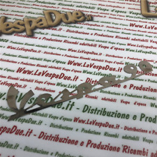 Targhetta scritta anteriore