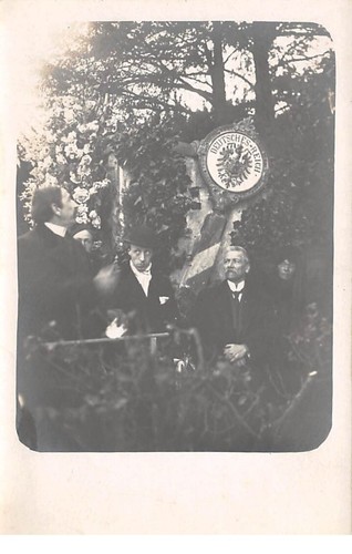 64884 uomini - 67,