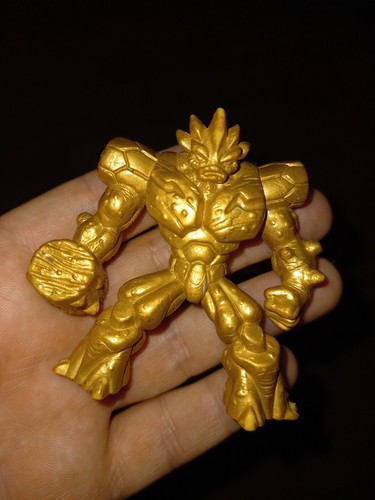 Figure gormiti gold oro - gormiti, dorado
