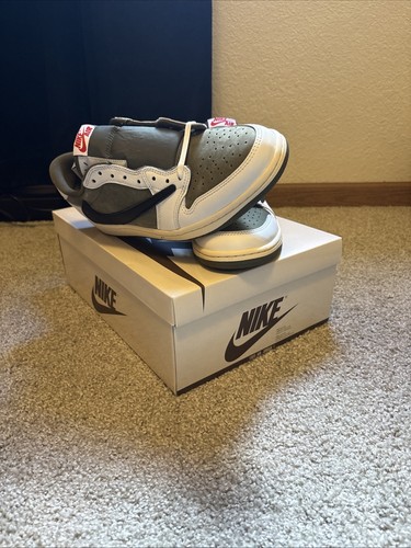 Nike air jordan travis - 1, x