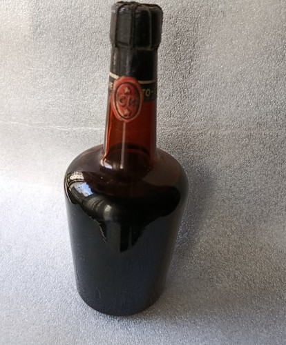 Reatto bottiglia liquore