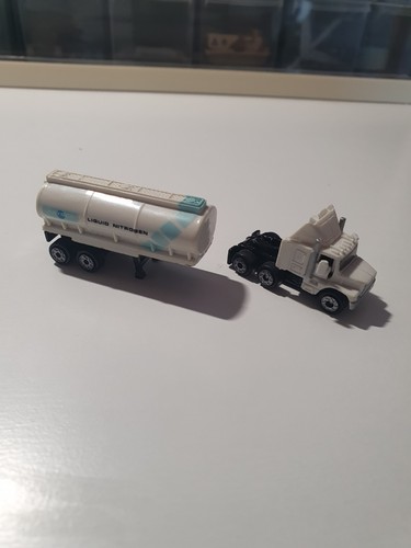 Micro machines semi - micro,