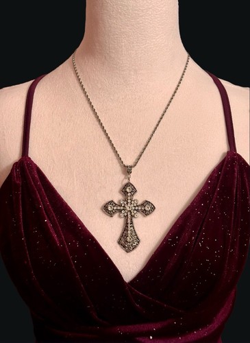 Collana con ciondolo - , croce
